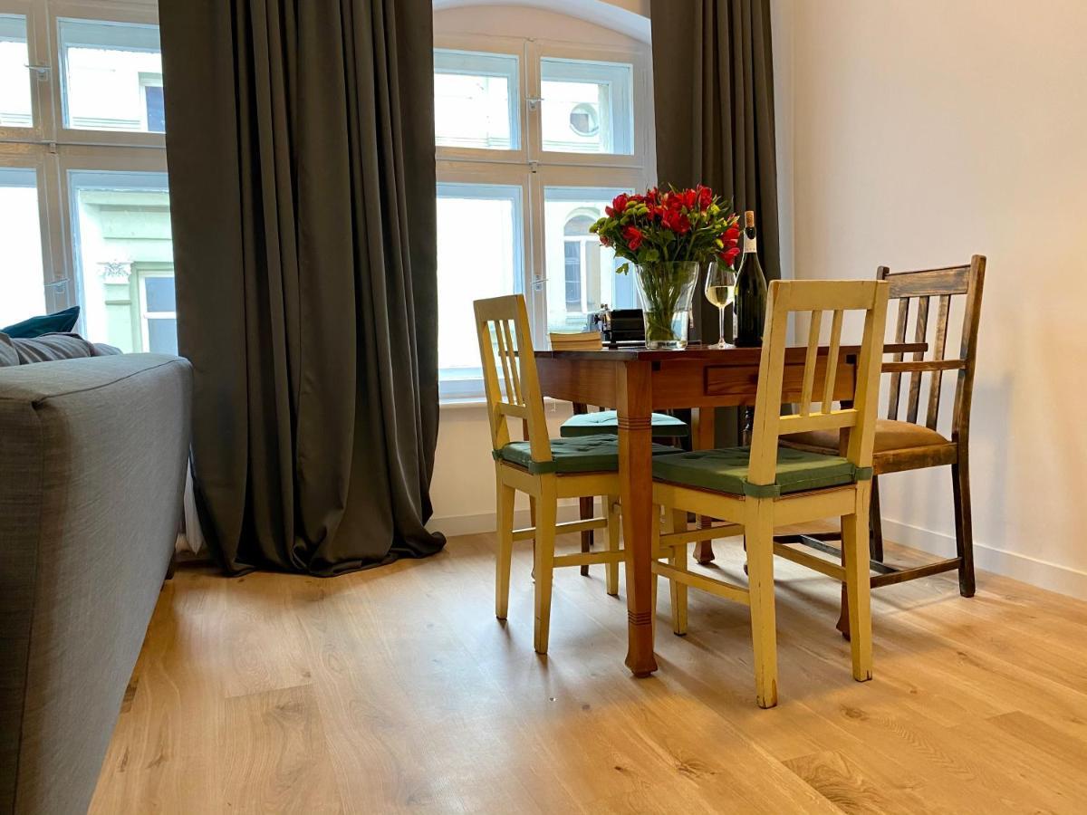 Apartament Hrabala Jelenia Góra Eksteriør billede