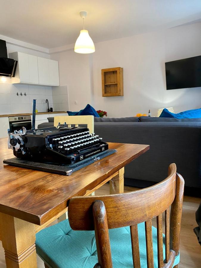 Apartament Hrabala Jelenia Góra Eksteriør billede