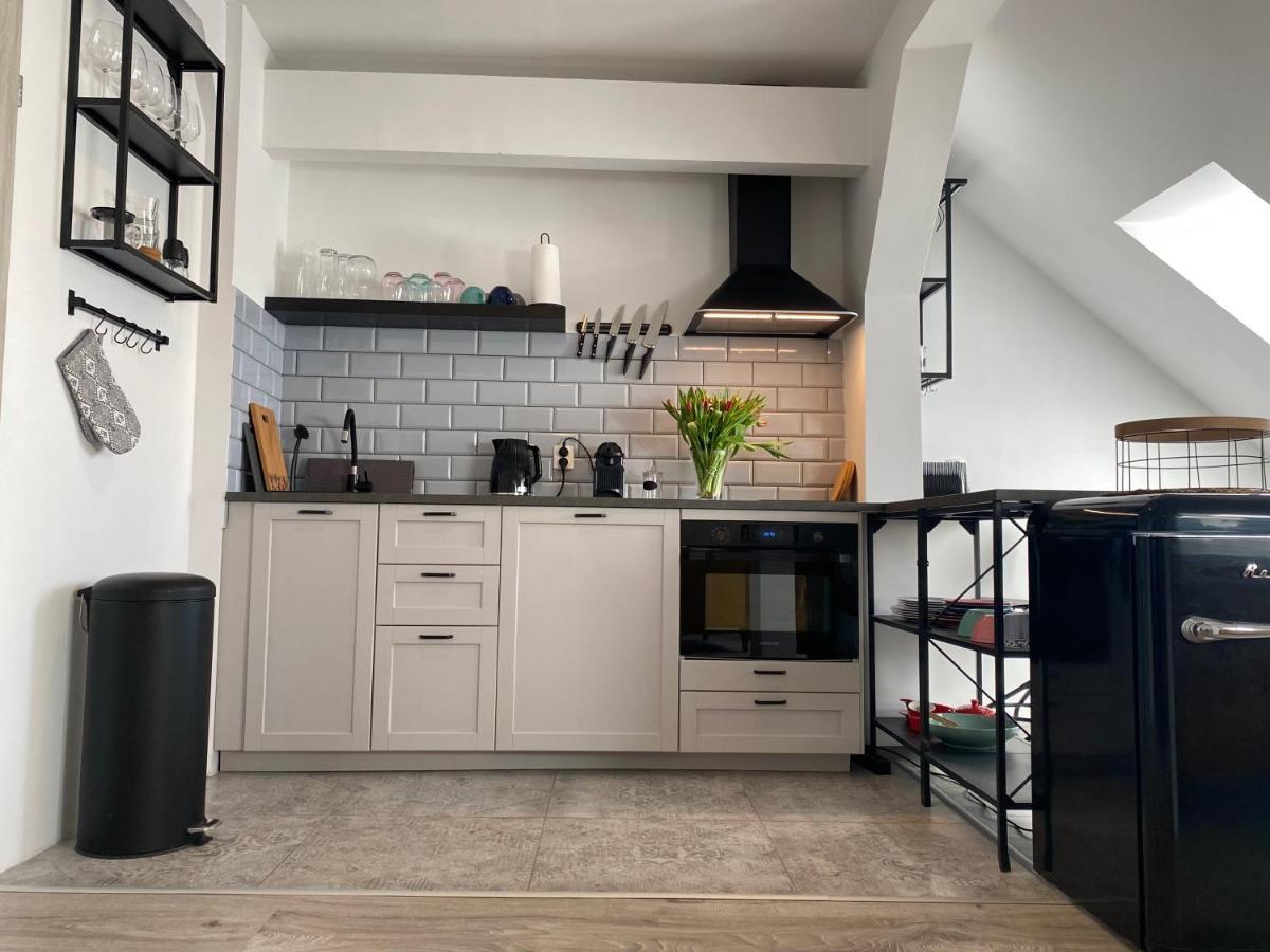 Apartament Hrabala Jelenia Góra Eksteriør billede