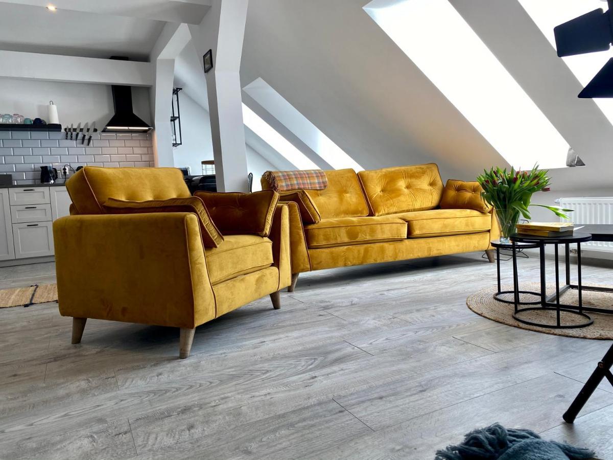 Apartament Hrabala Jelenia Góra Eksteriør billede
