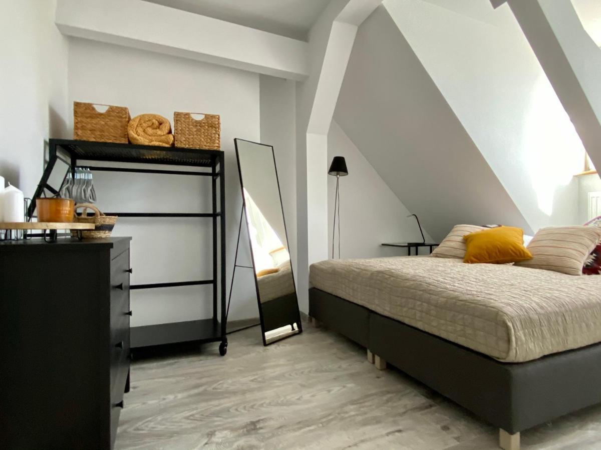 Apartament Hrabala Jelenia Góra Eksteriør billede